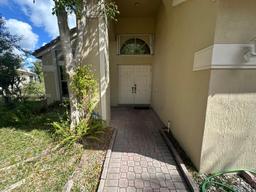 Picture of 1581 NW 132Nd Ave, Pembroke Pines, FL 33028