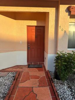 Picture of 709 NW 208Th Way # 709, Pembroke Pines, FL 33029