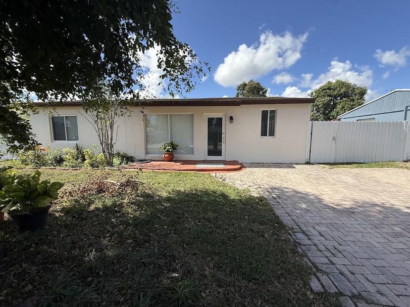 Picture of 2271 SW 42Nd Way, Fort Lauderdale FL 33317