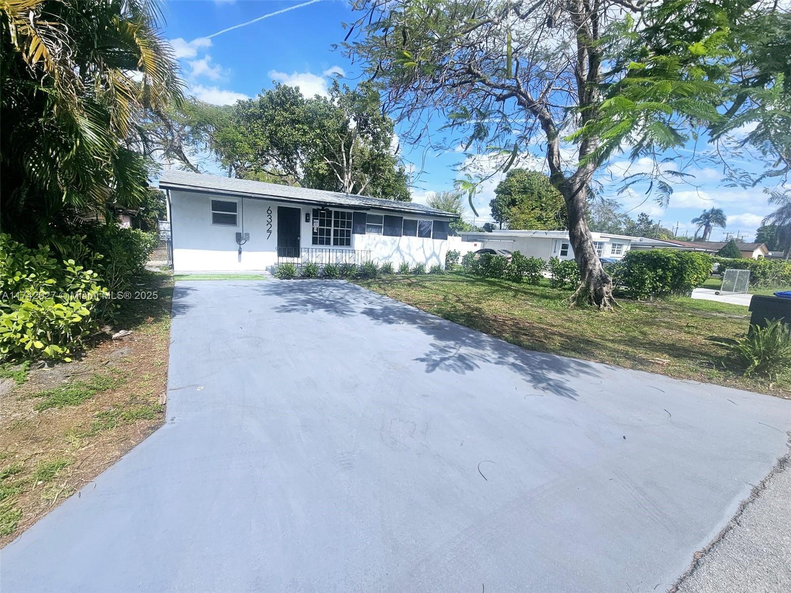 Picture of 6327 Dewey St, Hollywood, FL 33023