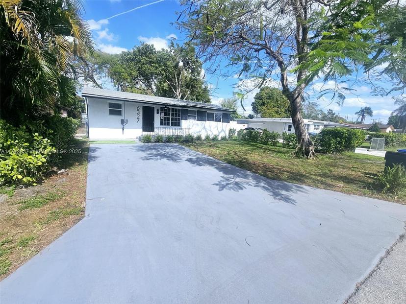 Picture of 6327 Dewey St, Hollywood FL 33023