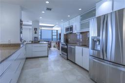 Picture of 5255 Collins Ave # 11E, Miami Beach, FL 33140