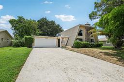 Picture of 126 Barcelona Dr, Royal Palm Beach, FL 33411