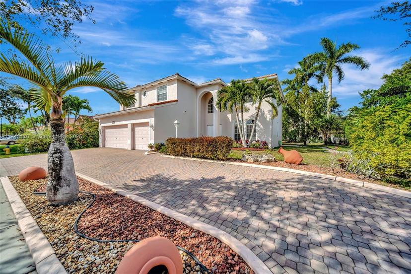 Picture of 13781 NW 16Th St, Pembroke Pines FL 33028