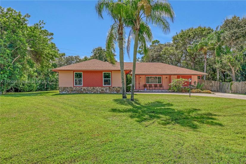 Picture of 3123 SE Quanset Circle, Stuart FL 34997