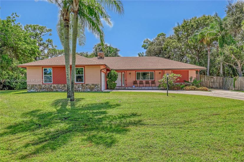 Picture of 3123 SE Quanset Circle, Stuart, FL 34997