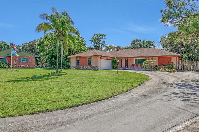 Picture of 3123 SE Quanset Circle, Stuart, FL 34997