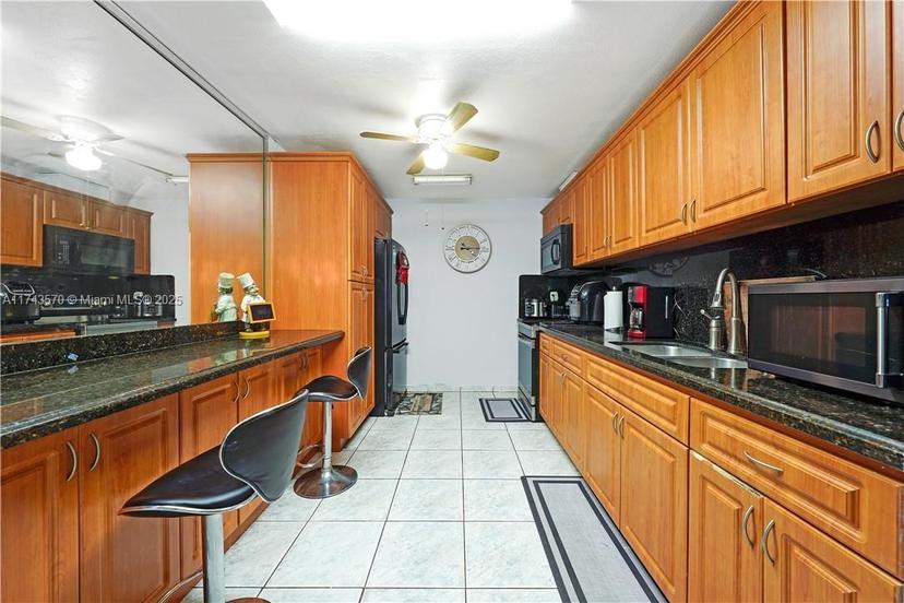 Picture of 3834 NW 213Th St, Miami Gardens FL 33055