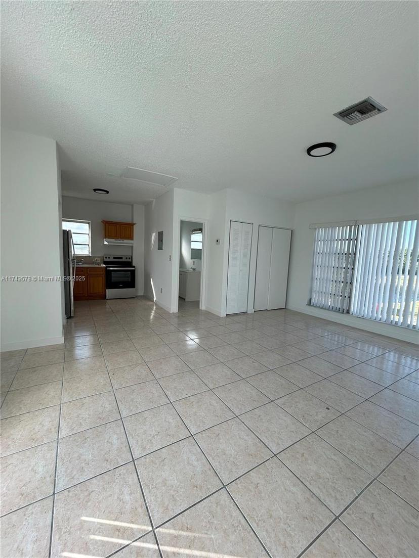 Picture of 20520 NW 15Th Ave # 226, Miami Gardens FL 33169