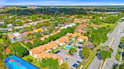 Picture of 2576 Riverside Dr # 415, Coral Springs, FL 33065