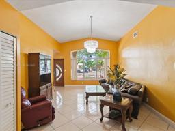 Picture of 212 S 57Th Way, Hollywood, FL 33023