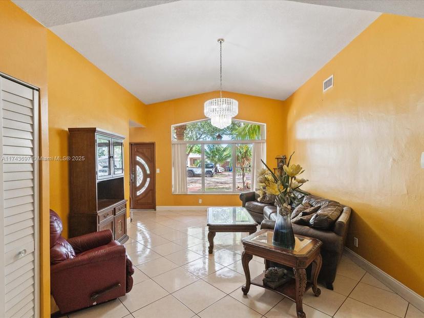 Picture of 212 S 57Th Way, Hollywood FL 33023