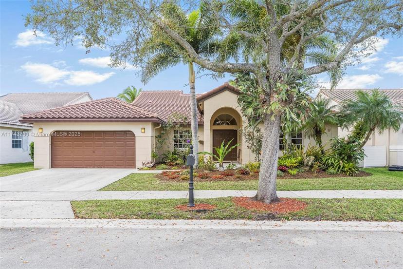 Picture of 761 Heritage Way, Weston FL 33326