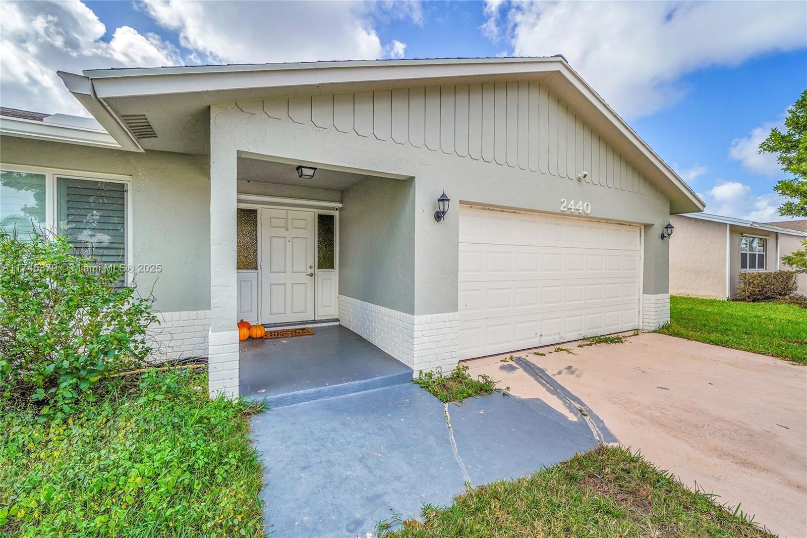 Picture of 2440 SW 12Th St, Deerfield Beach, FL 33442