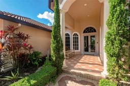 Picture of 560 W Enclave Cir W, Pembroke Pines, FL 33027