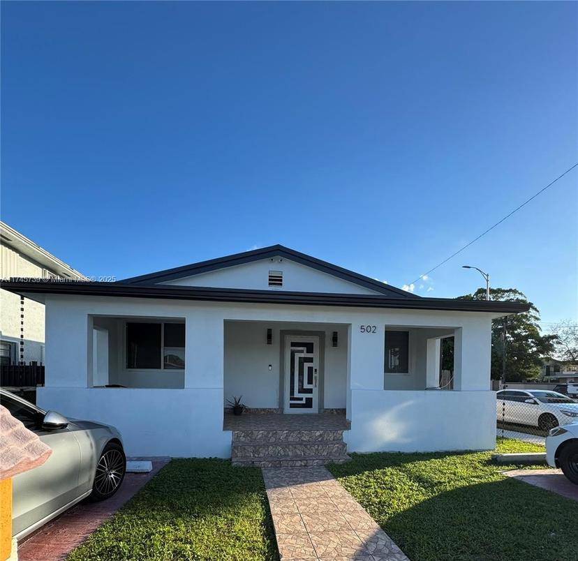 Picture of 502 E 14Th St, Hialeah FL 33010