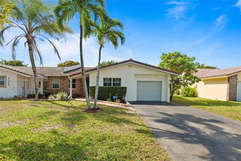 Picture of 2426 NW 91St Ave, Coral Springs FL 33065