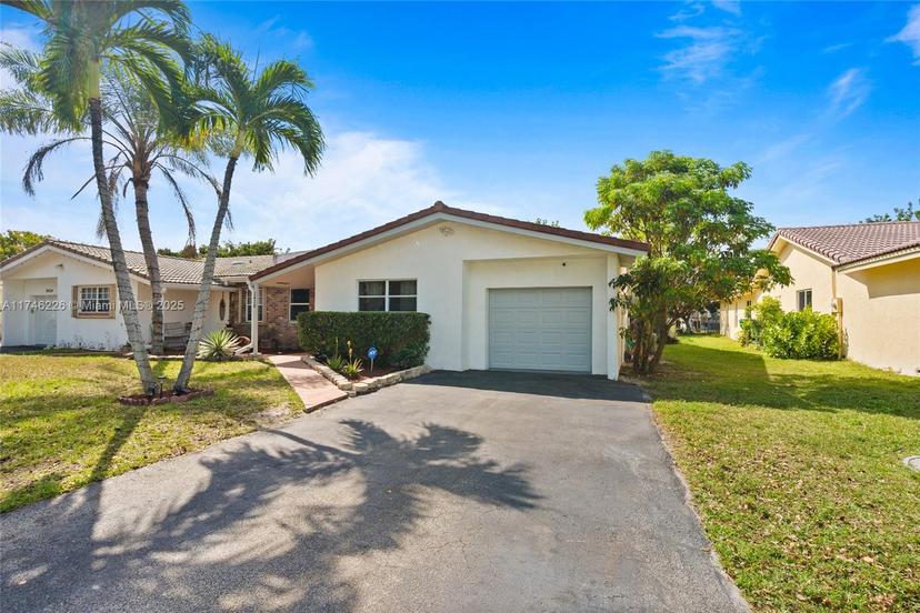 Picture of 2426 NW 91St Ave, Coral Springs FL 33065