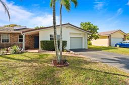 Picture of 2426 NW 91St Ave, Coral Springs, FL 33065