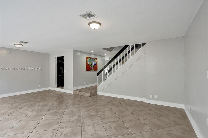 Picture of 849 NW 80Th Ter # 4, Plantation FL 33324