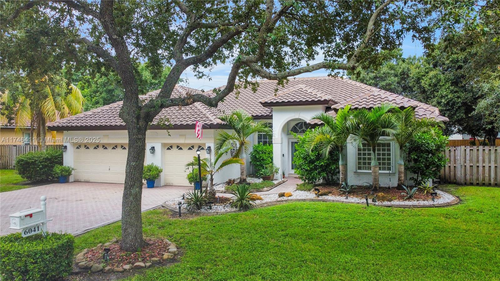 Picture of 6041 Superior Blvd, Davie, FL 33331