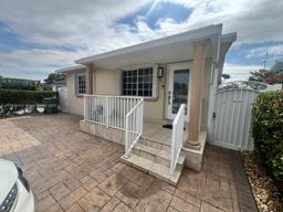 Picture of 766 E 48Th St, Hialeah, FL 33013