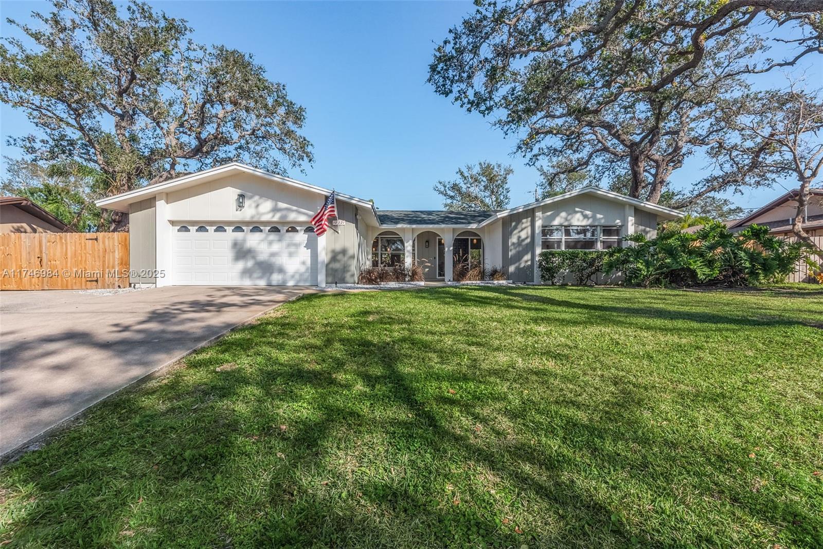 Picture of 10221 Bay Hills Dr. N., Largo, FL 33774