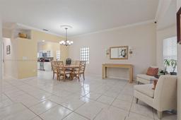 Picture of 1976 NW 169Th Ave, Pembroke Pines, FL 33028