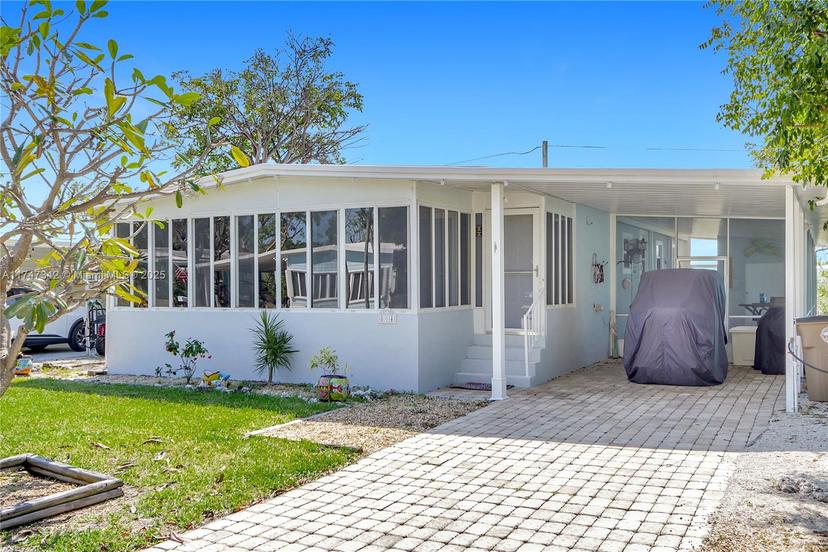 Picture of 804 N Topaz St, Key Largo FL 33037