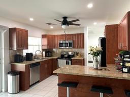 Picture of 862 NW 132Nd Ct, Miami, FL 33182