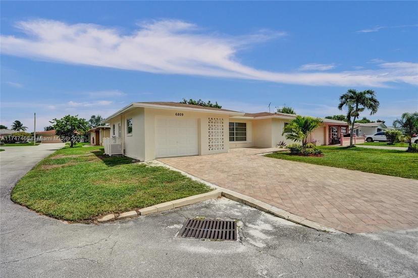 Picture of 6809 NW 58Th St, Tamarac FL 33321