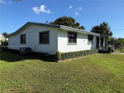 Picture of 21025 SW 210Th Ave, Miami, FL 33187