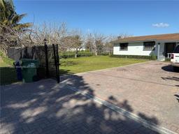 Picture of 21025 SW 210Th Ave, Miami, FL 33187