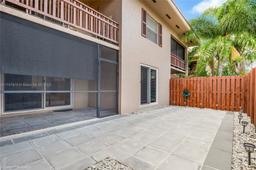 Picture of 11213 SW 88Th St # 112B, Miami, FL 33176