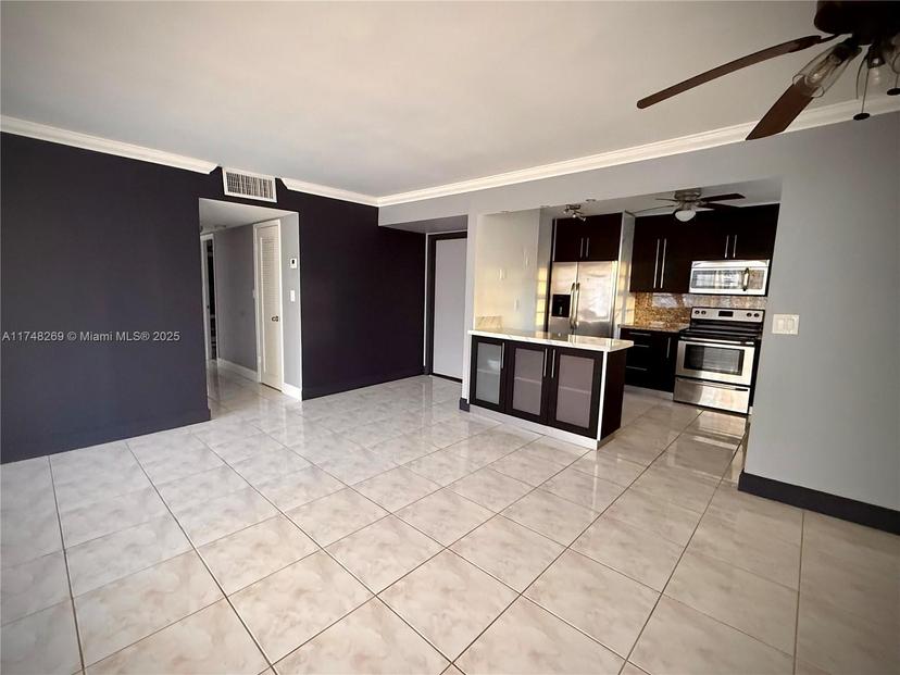 Picture of 1825 S Ocean Dr # 614, Hallandale Beach FL 33009