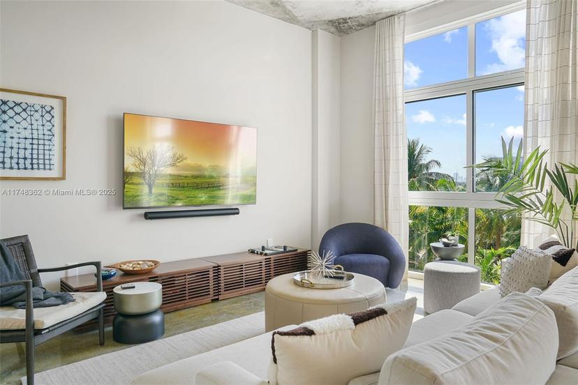 Picture of 2001 Meridian Ave # 509, Miami Beach FL 33139