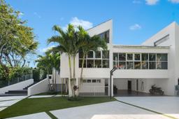 Picture of 144 N Prospect Dr, Coral Gables, FL 33133