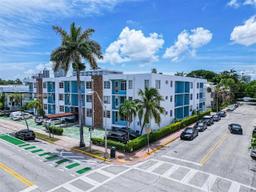 Picture of 1150 Euclid Ave # 306, Miami Beach, FL 33139