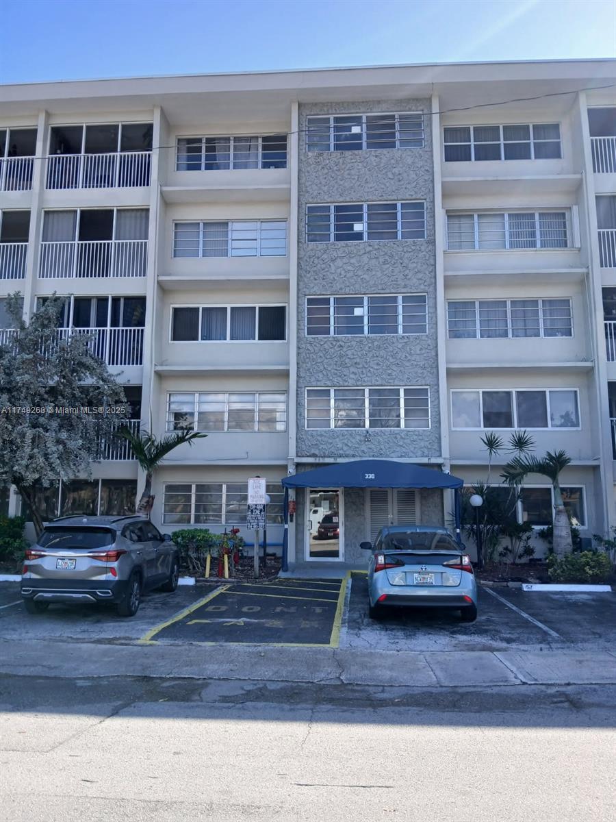 Picture of 330 SE 2Nd St # 202F, Hallandale Beach, FL 33009