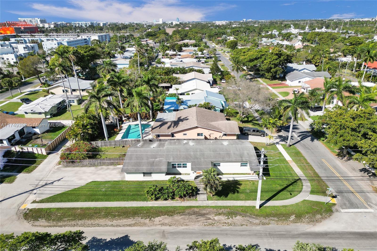 Picture of 646 NE 2Nd Place, Dania Beach, FL 33004