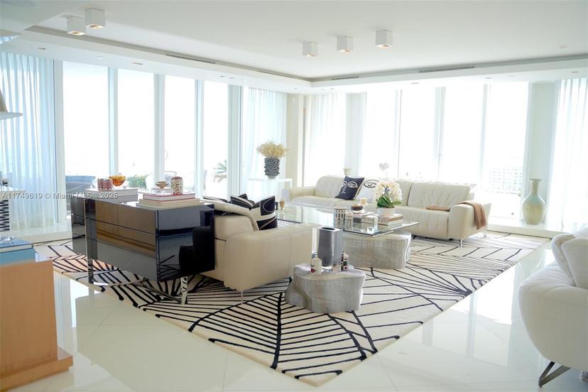 Picture of 791 Crandon Blvd # 1408, Key Biscayne FL 33149