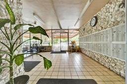 Picture of 3905 N Nob Hill Rd # 110, Sunrise, FL 33351