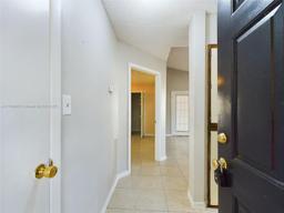 Picture of 8647 Mallard Reserve # 201, Tampa, FL 33614