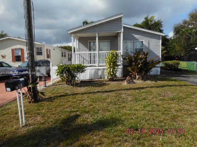 Picture of 1901 SW 87Th Ter, Davie, FL 33324