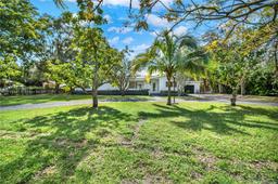 Picture of 9790 SW 136Th St, Miami, FL 33176