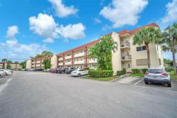 Picture of 9720 S Hollybrook Lake Dr # 205, Pembroke Pines, FL 33025