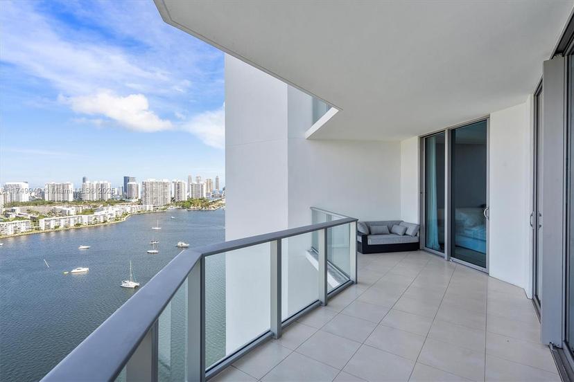 Picture of 17301 Biscayne Blvd # 2108, North Miami Beach FL 33160