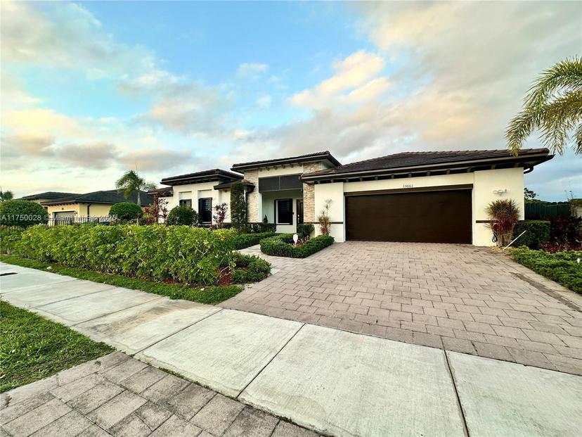 Picture of 13661 SW 189Th St, Miami FL 33177