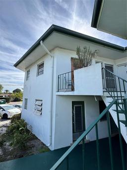 Picture of 18780 NE 18Th Ave # 222, Miami, FL 33179