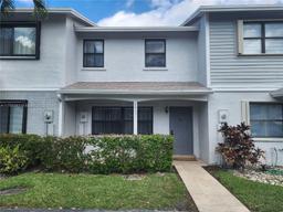 Picture of 10577 NW 8Th St, Pembroke Pines, FL 33026